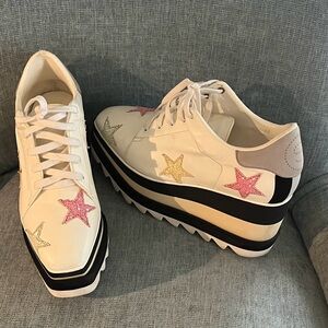 Stella McCartney Elyse Star Platform Sneakers pink gold